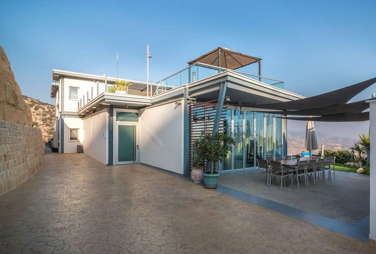 EPDM Roofing: Pros, Costs, and Care